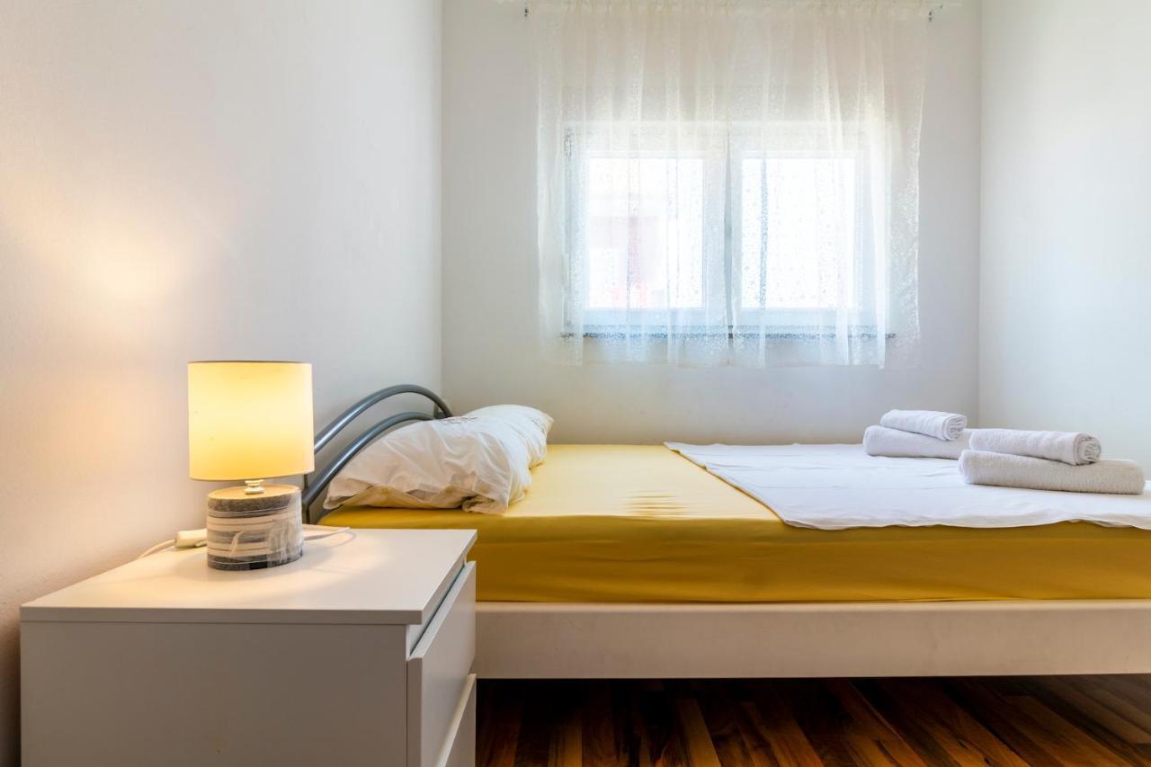 Apartments Lacaleta สปลิท ภายนอก รูปภาพ