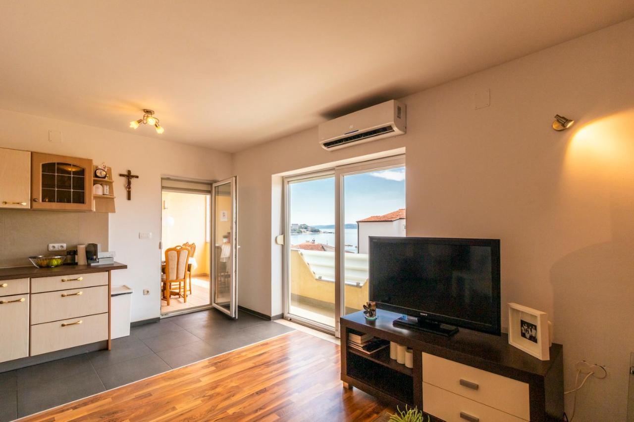 Apartments Lacaleta สปลิท ภายนอก รูปภาพ